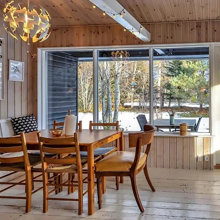 10024-1-nykobing-sj-chr-petersensvej-5 * Rørvig